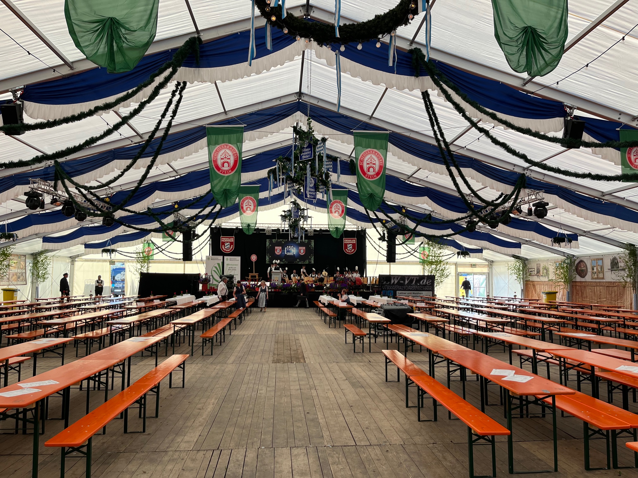 150 Jahre Feuerwehr Traunwalchen und Pierling 2025 im Festzelt